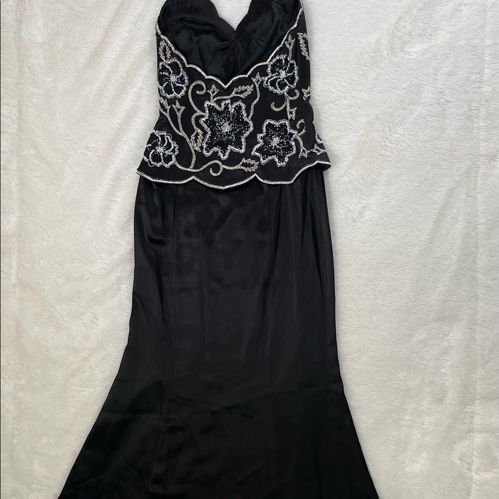 Bob Mackie long elegant gown - Picture 6 of 9